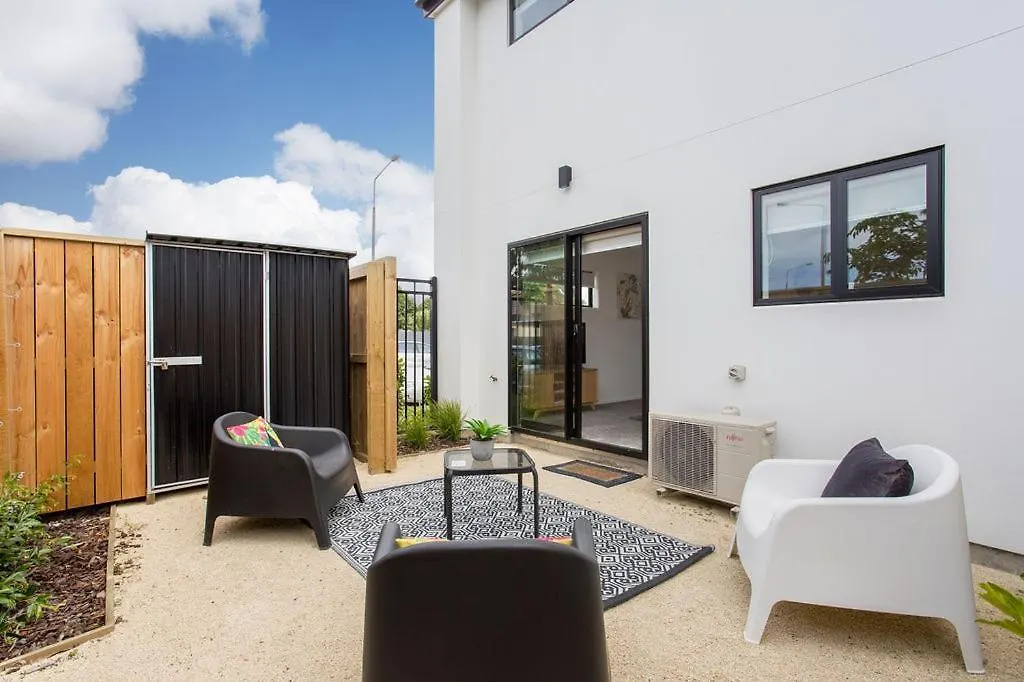 Luxury Style Free Street Parking Cbd Location Apartment Christchurch